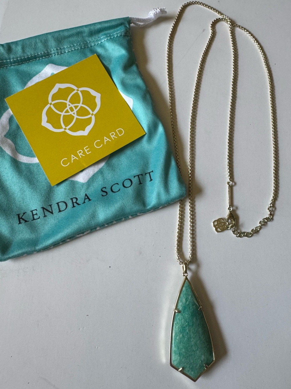 Vintage Kendra Scott Necklace Pendant on Chain